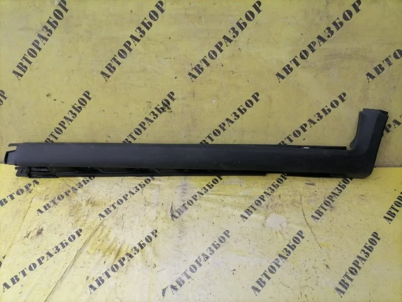 Накладка на порог (наружняя) правая Volvo Xc70 2007-2016 30763663