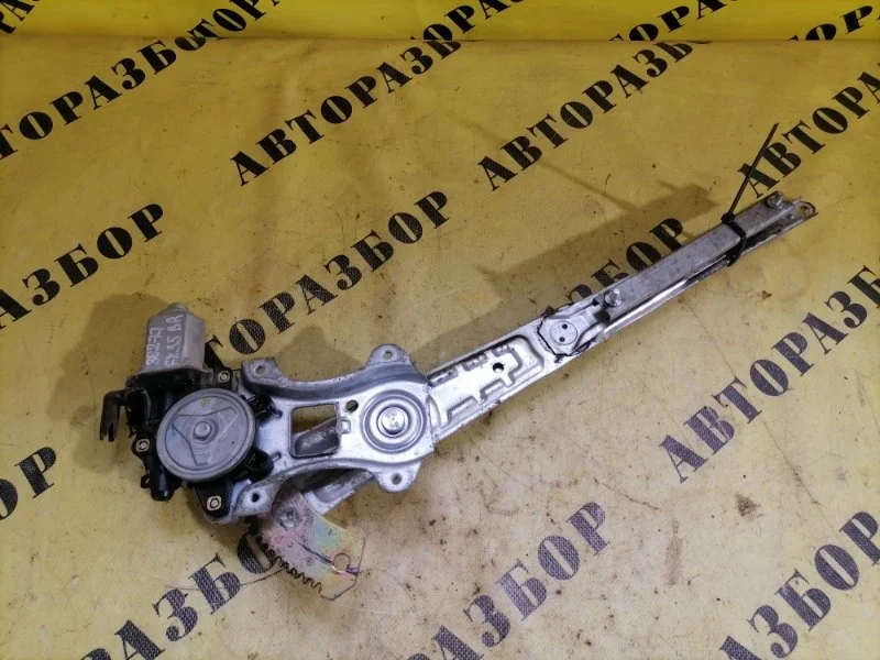Стеклоподъемник задний правый Infiniti Infiniti Fx35/45 (S50) 2003-2007 2006 82730CG000 3.5 VQ35DE 280 Л/С