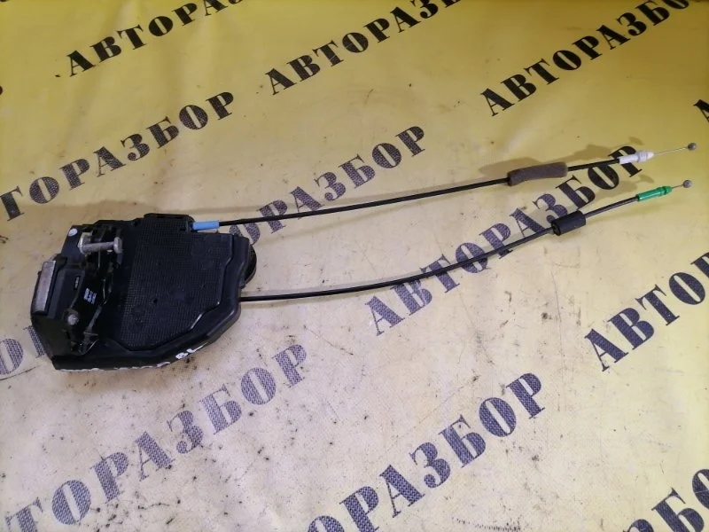 Замок двери задней левой Toyota Venza 2009-2017 6906006100