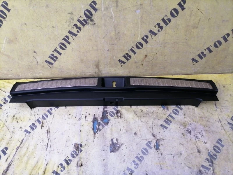 Накладка панели задка Mercedes-Benz W166 M-Class 2011-2015 2014 A1666900041 3.0 249 Л/С OM642.826 ДИЗЕЛЬ