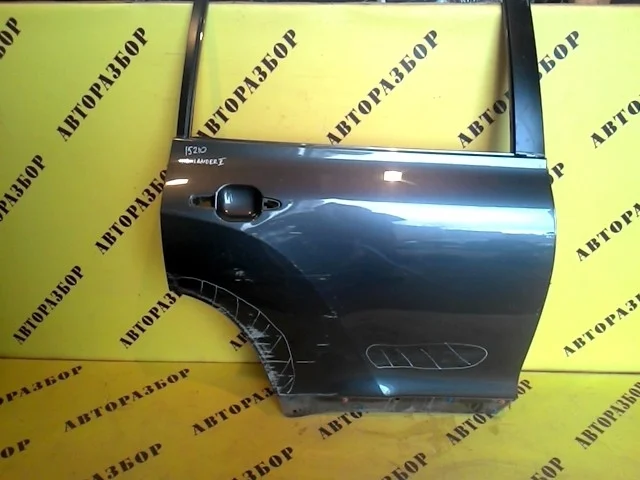 Дверь задняя правая Toyota Highlander 2 2007-2013 6700348120