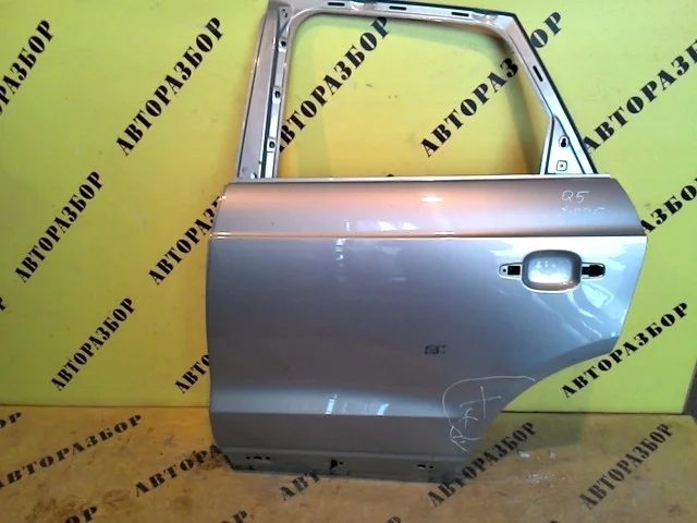 Дверь задняя левая Audi Q3 2012-2018 8U0833051