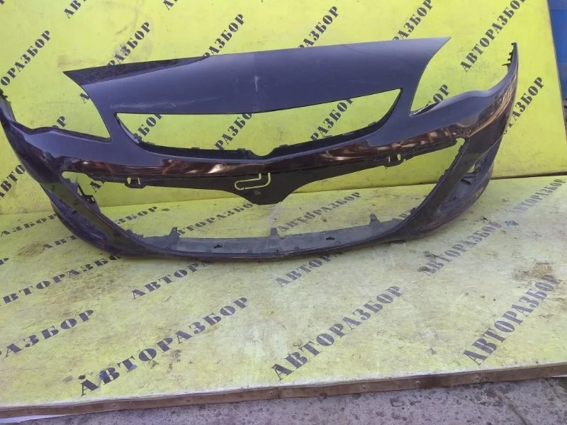 Бампер передний Opel Astra J 2010-2017 13368660
