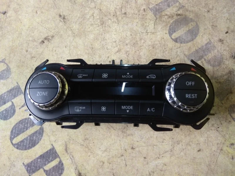 Блок управления климатической установкой Mercedes-Benz C117 Cla 2013-2019 A2469008415