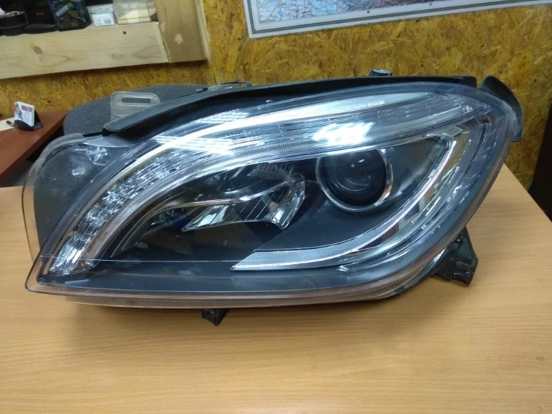Фара левая Mercedes-Benz W166 M-Class 2011-2015 A1668207259