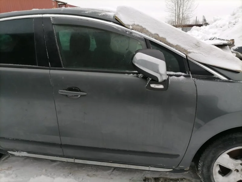 Дверь передняя правая Peugeot 3008 2010-2016 2011 9004AV 1.6 150 Л/С EP6CDT