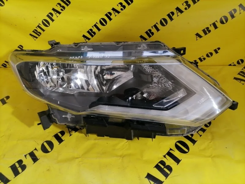 Фара правая Nissan X-Trail (T32) 2014-2020 260104CC0C
