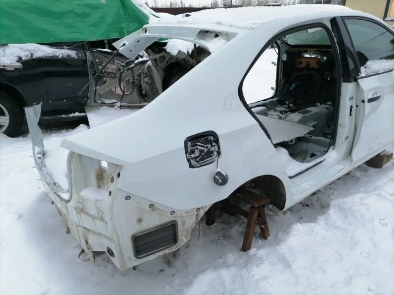 Крыло заднее правое Skoda Rapid 2013-2020 2015 5JH809606C 1.6 CWVB 90Л/С