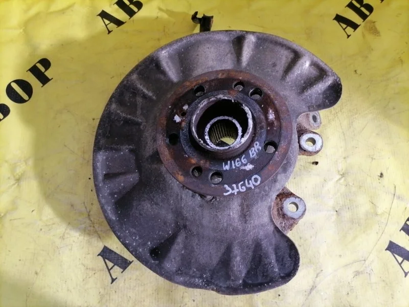 Кулак поворотный задний правый Mercedes-Benz W166 M-Class 2011-2015 2014 A1663500508 3.0 249 Л/С OM642.826 ДИЗЕЛЬ