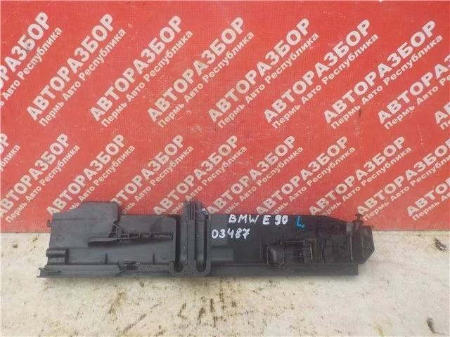 Крепление радиатора Bmw 3-Series 2005-2012 17107524912 E90 M47N2, левое
