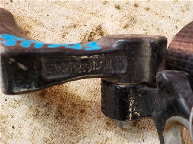 Петля двери нижняя Ford Focus 2 2008-2011 5012218 HXDA, задняя левая
