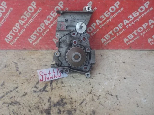 Помпа Nissan Almera 2013 8200582675 G15 R4JB