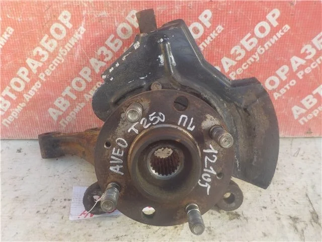 Кулак поворотный Chevrolet Aveo 2005-2011 96459242 T250, передний левый