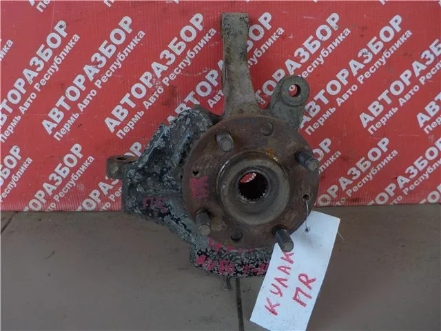 Кулак поворотный Chevrolet Aveo 2010 96870494 T250 F14D4, передний правый