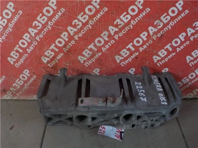 Крепление топливной рейки Nissan Almera 2015 8200503258 G15 K4MA490