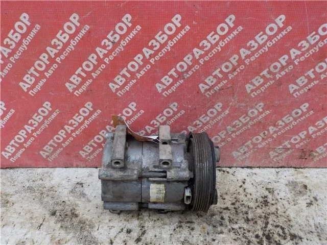 Компрессор кондиционера Ford Focus 2004 1463935 DBW EYDC