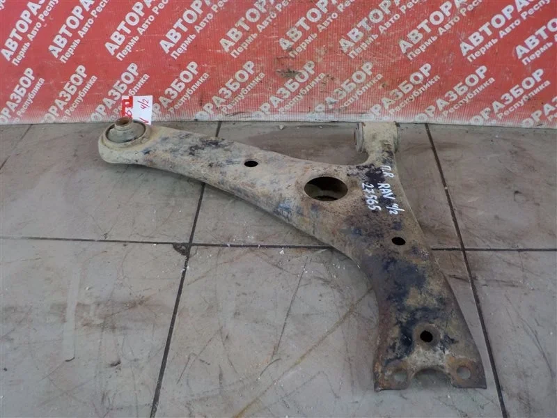 Рычаг Toyota Rav 4 2001 4806842040 XA20 1CD FTV, передний правый