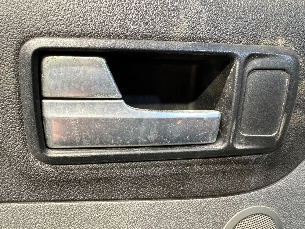 Ручка двери задней внутренняя левая Ford Focus II рестайлинг (2007—2011)