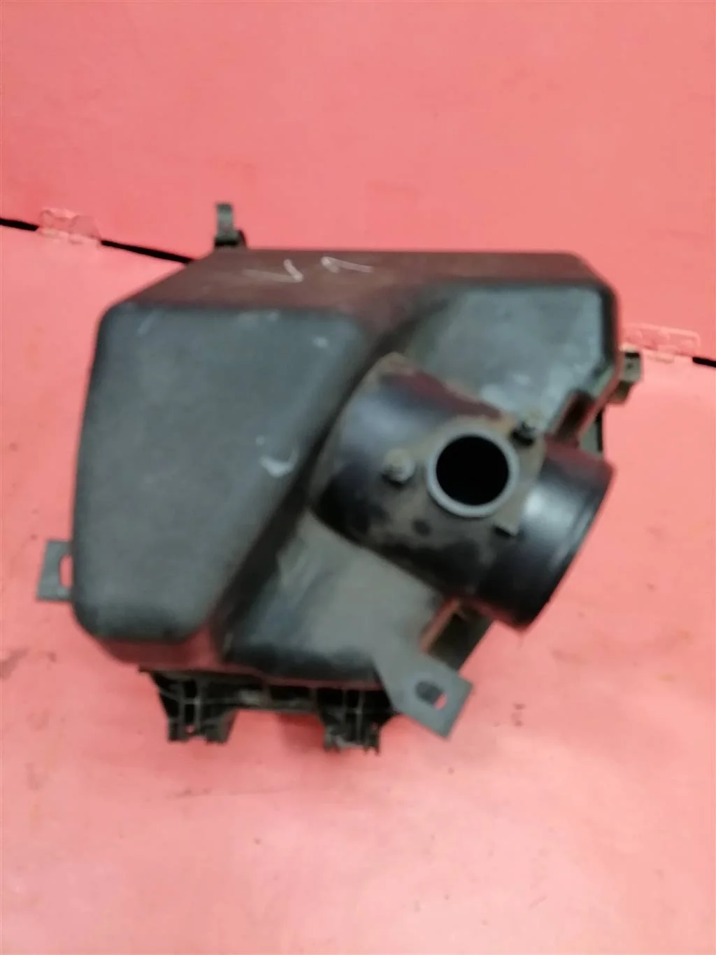 корпус воздушного фильтра Toyota RAV 4 2006-2013