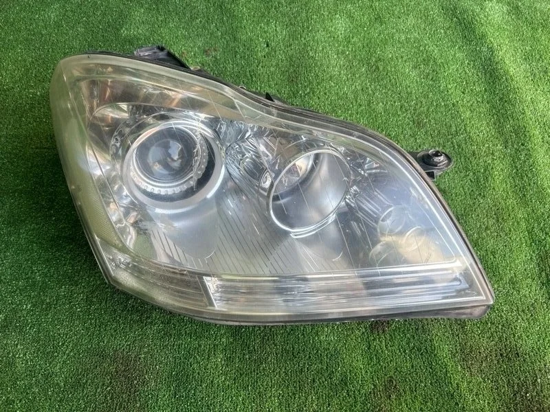 Фара ксеноновая Mercedes-Benz GL-Class 2009 X164