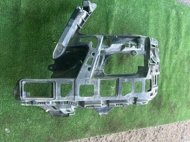 Крепление бампера Mercedes-Benz GL-Class 2009 X164