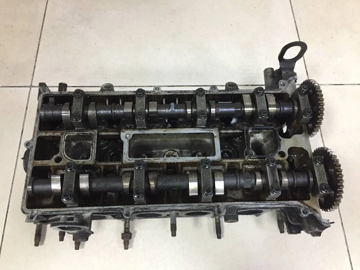 Головка блока цилиндров Ford Focus 2 DA 2005-2008