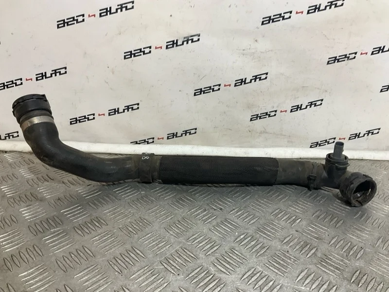 Патрубок системы охлаждения Volkswagen Passat 2008 3C0122051BQ B6 1.8