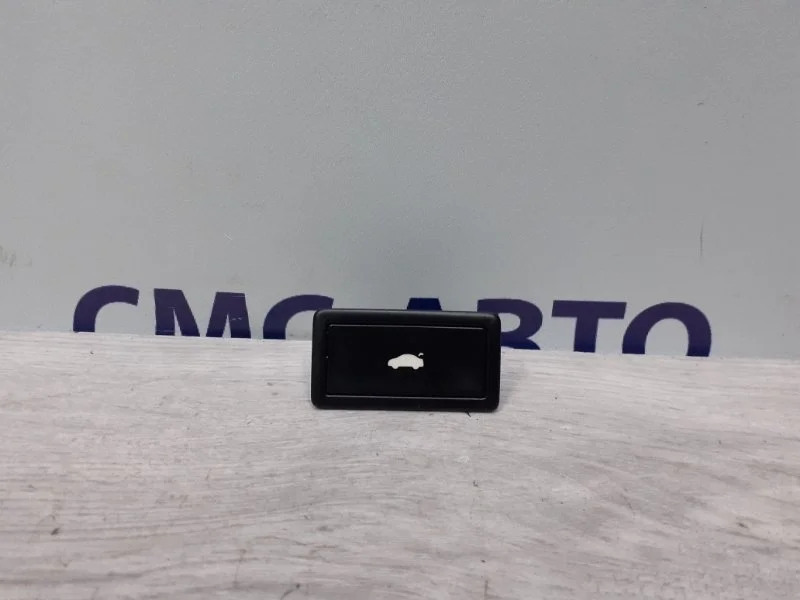 Кнопка багажника Audi A7 3D0959831D20H 4G 3.0 CGW, задняя