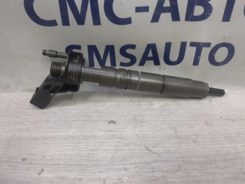 Форсунка топливная Mercedes-Benz Ml A6420701187 W166 642.826