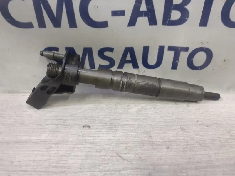Форсунка топливная Mercedes-Benz Ml A6420701187 W166 642.826