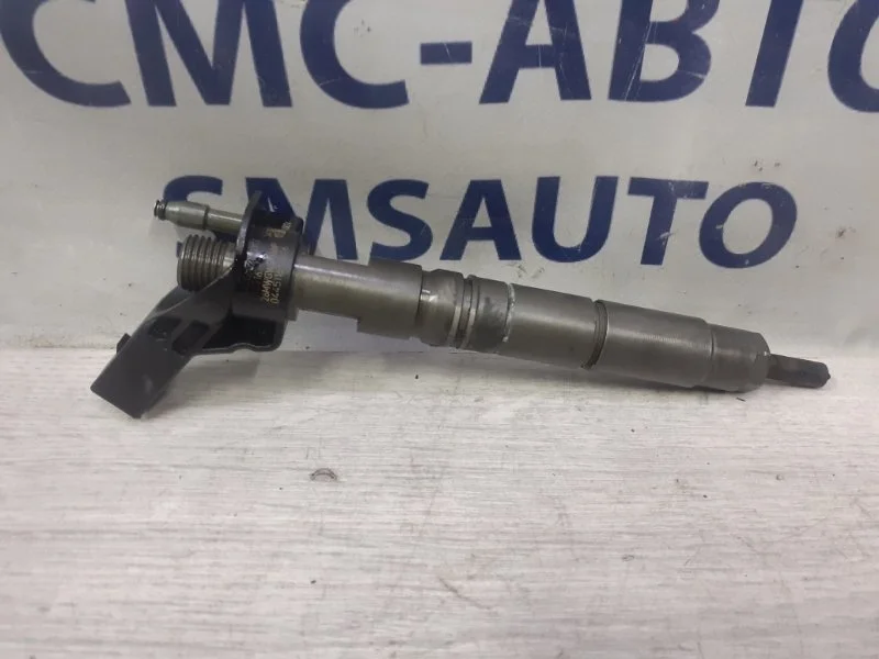 Форсунка топливная Mercedes-Benz Ml A6420701187 W166 642.826