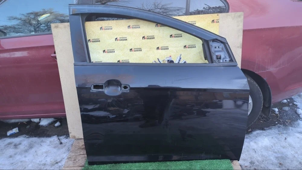 Дверь Ford Focus 2012 3