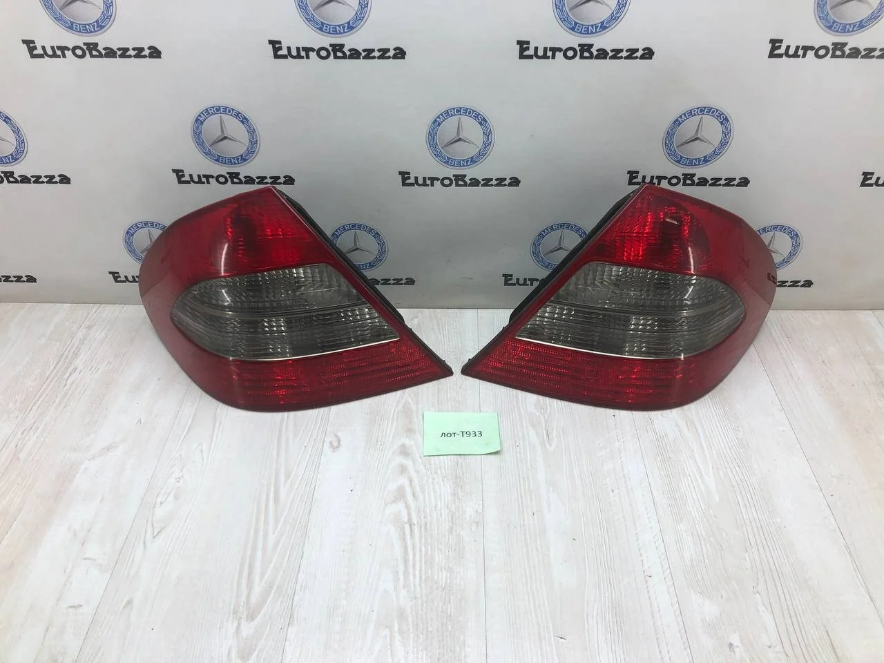 Фонари задние Mercedes W211