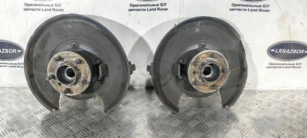 Кулак задний пара  Range Rover 3 L322 09-12