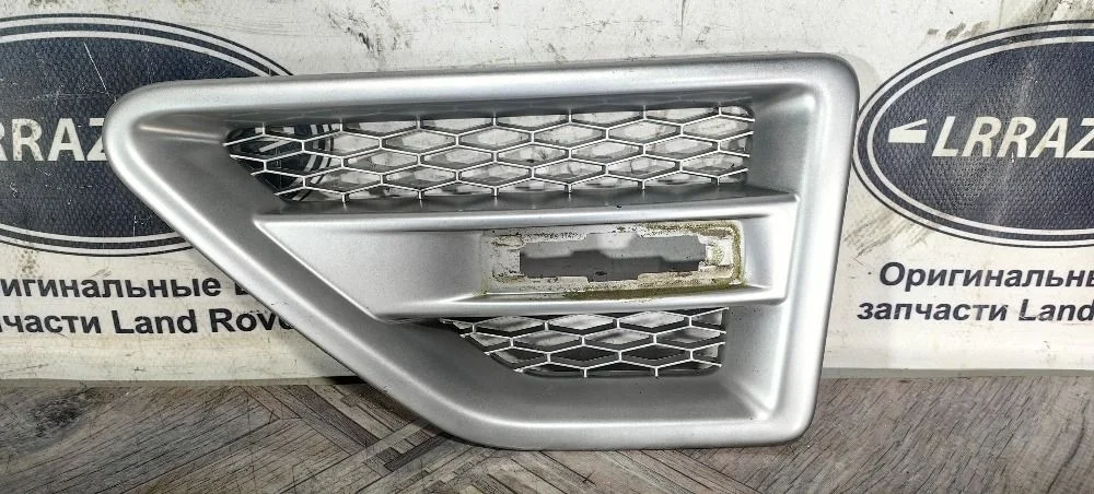 Решетка жабра левая Land Rover Freelander 2
