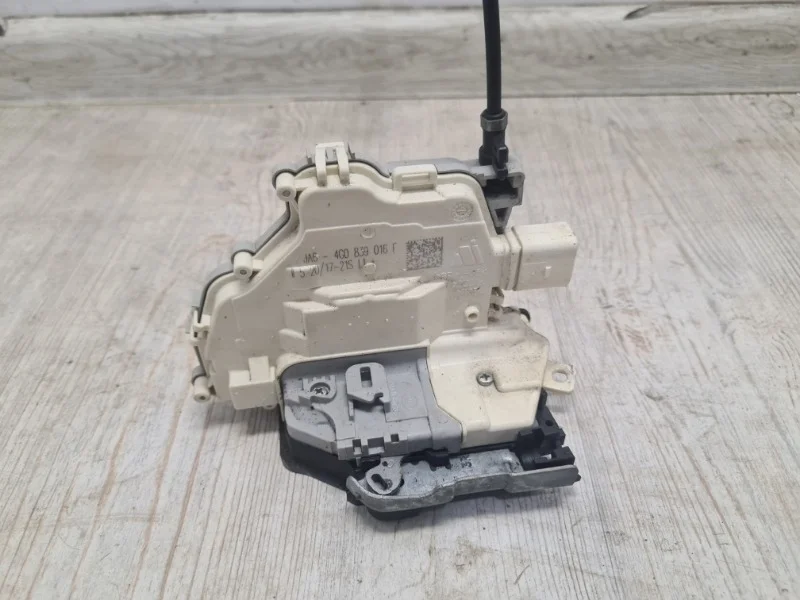 Замок двери Audi Q5 2017- FY