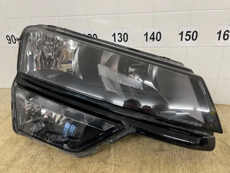 Фара SKODA KAROQ 2017 2018 2019 2020 2021 2022
