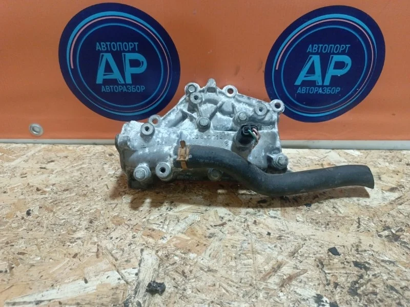 Корпус термостата Renault Sandero 2014-2018 7700600514 K4M