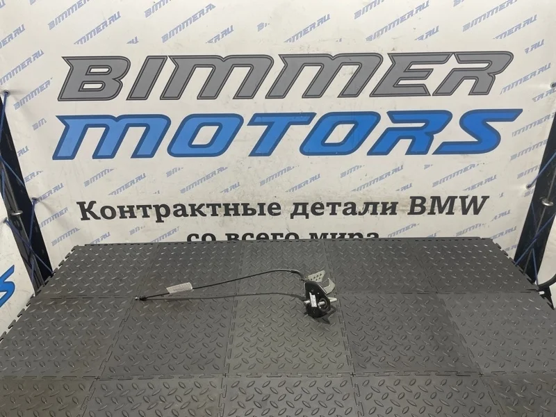 Крюк замка капота Bmw 750Li 2013 51237183763 F02 N63B44B, левый