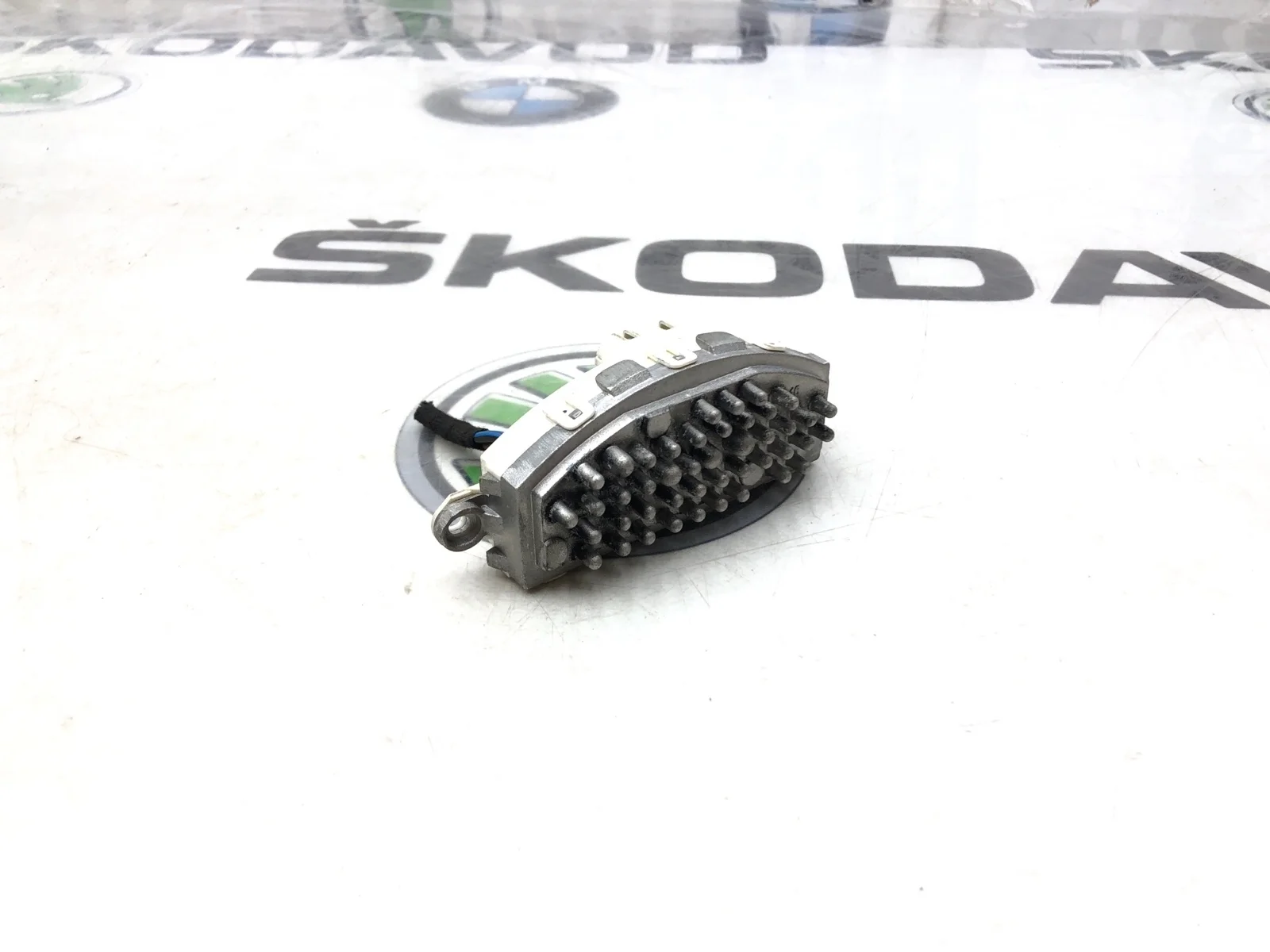 Резистор отопителя Skoda Octavia 5Q0907521C A7 (5E)
