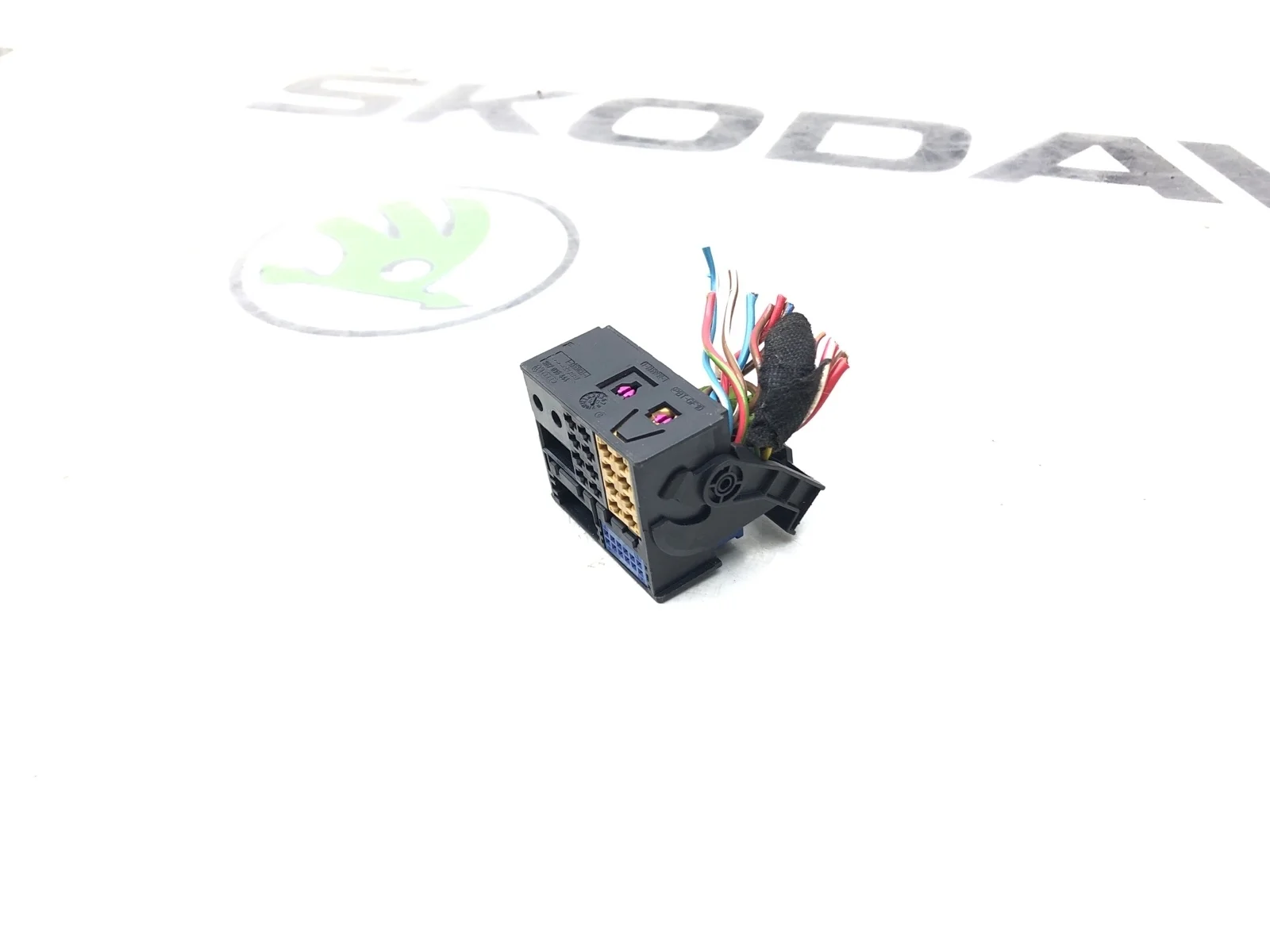 Разъем Квадлок (Quadlock) Skoda Octavia 2012 3B7035444 A5 (1Z) 1.4 CAXA