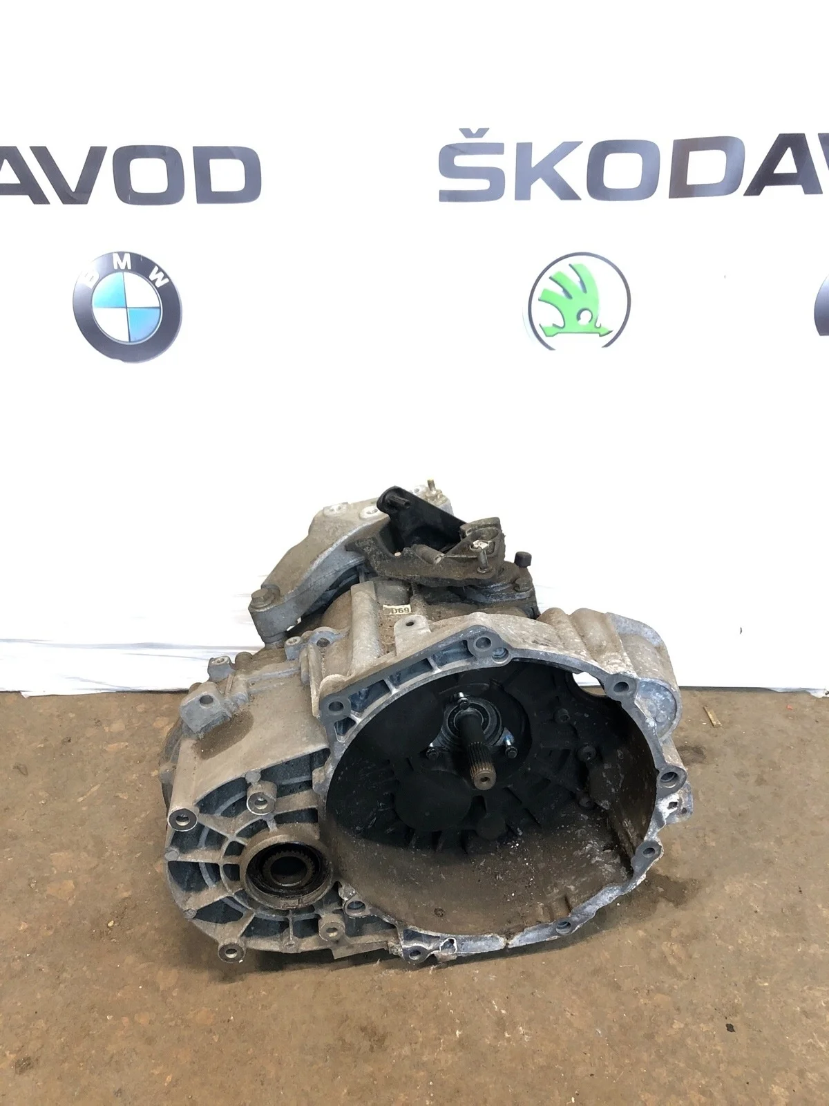 МКПП Skoda Yeti 2011 02Q300012M 5L 1.8 CDAB