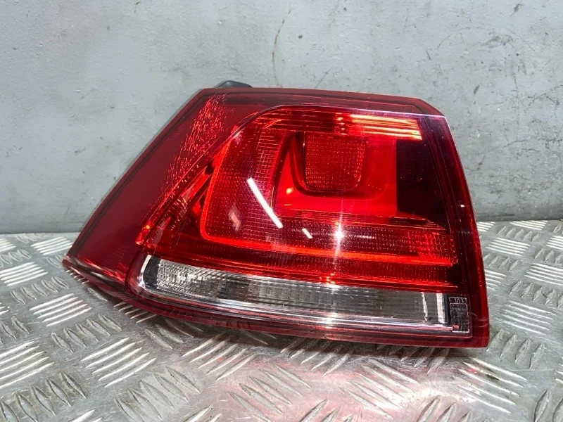 Фонарь Volkswagen Golf 7
