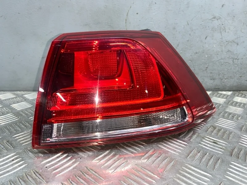 Фонарь Volkswagen Golf 7