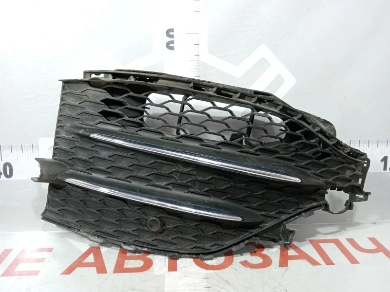 Решетка бампера передняя правая Mercedes Gle V167