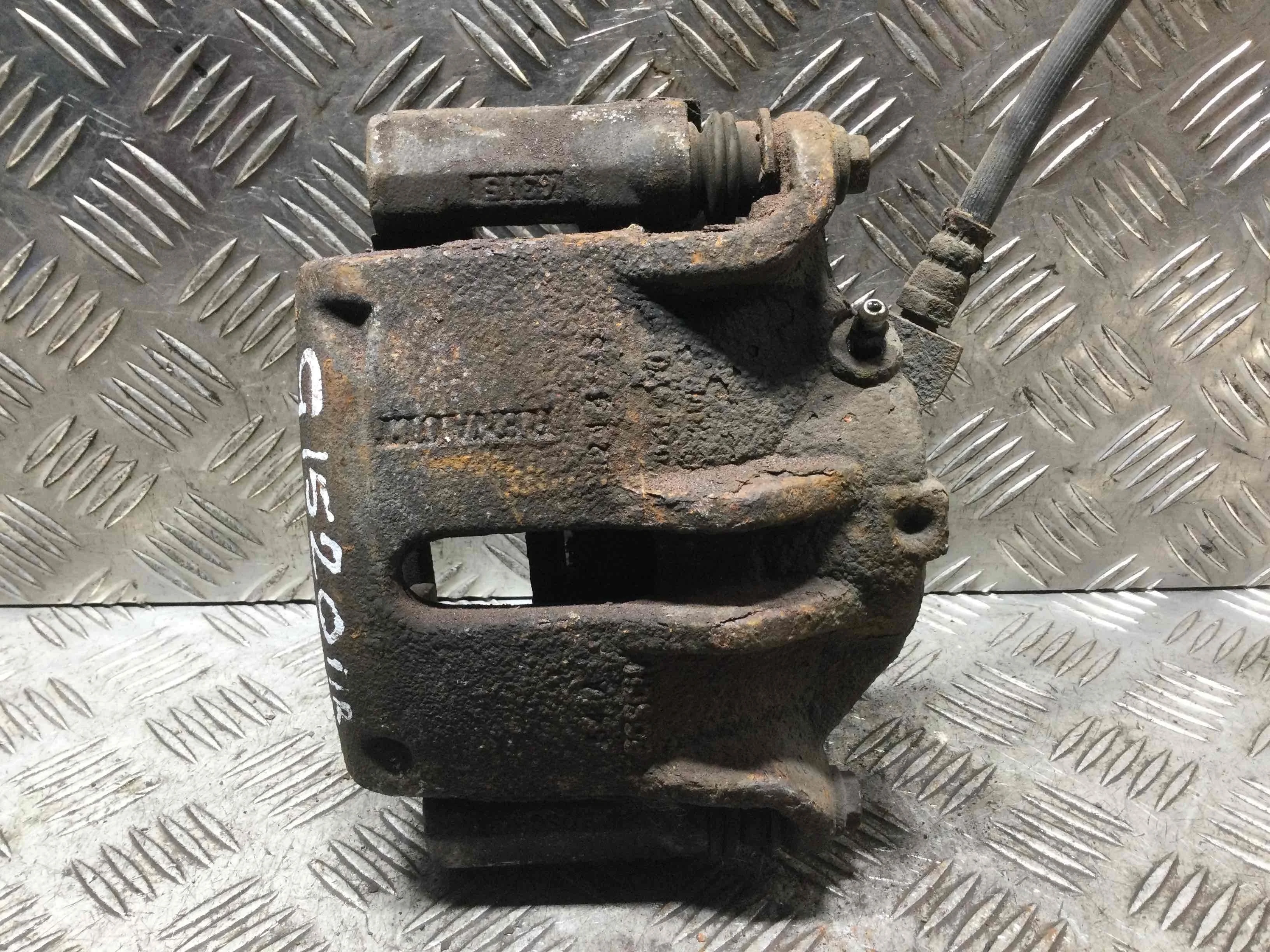 Суппорт передний правый Renault Scenic 2 поколение (2003-2006) бензин 2.0 i Механика Минивэн