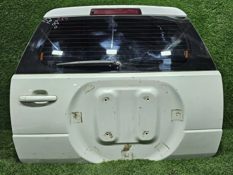 Крышка багажника SUZUKI GRAND VITARA 2005 - 2016 JT, TA04V, TA0D1, TA44V, TA74V, TA7D1, TAA4V, TD041, TD042, TD044, TD047, TD04V, TD0D1, TD0D2, TD0D3, TD0D4, TD0D6, TD0D7, TD148, TD149, TD14V, TD1D8, TD1D9, TD44V, TD54, TD54V, TDA4V, TDA4W, TDB4, TDB4V, TD_4, TE041, TE042, TE044, TE047, TE04V, TE0D1,