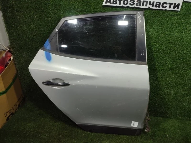 Дверь HYUNDAI IX35 2010 - 2015 LM