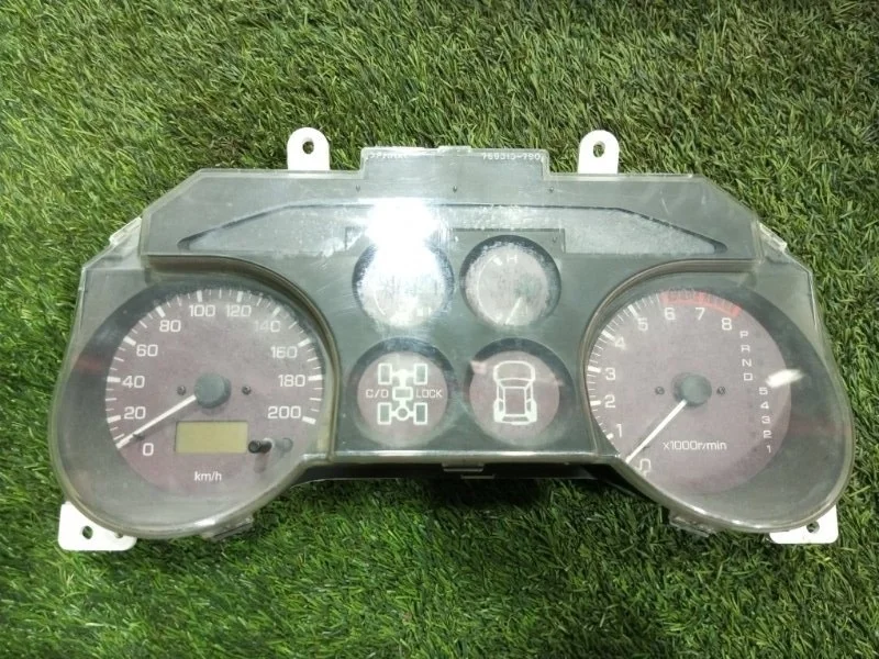 Панель приборов MITSUBISHI PAJERO 2000-2006 V7#W, V6#