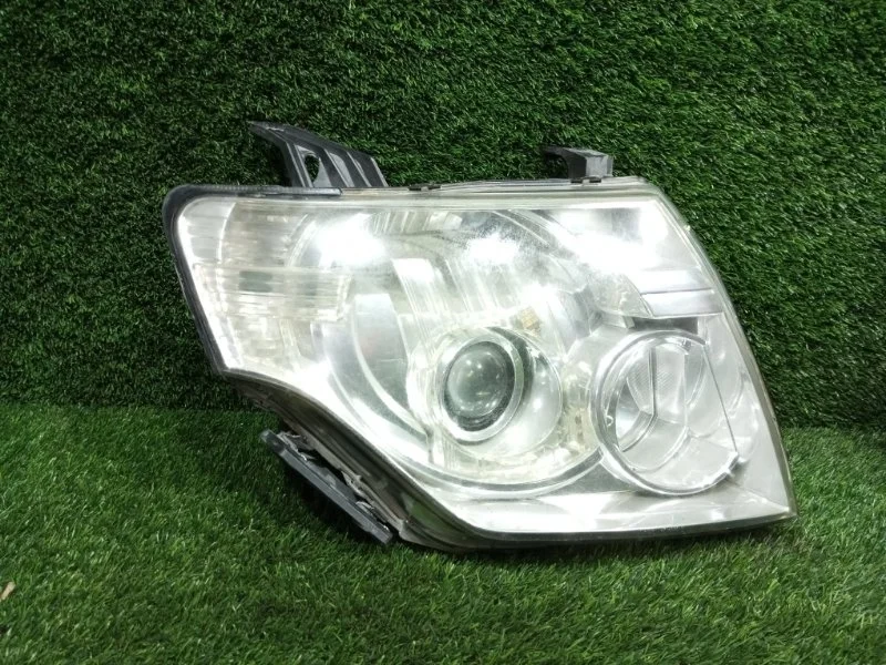 Фара ксеноновая MITSUBISHI PAJERO 2006-2020 V8#W, V9#